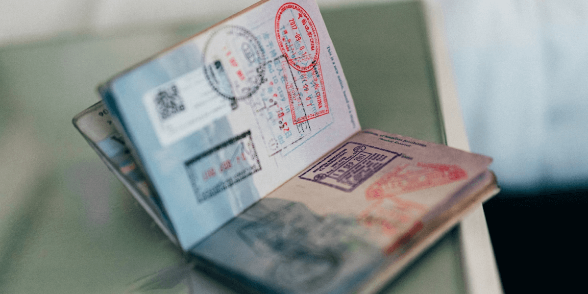Umrah Visa – Complete Guide 2025 – How to Apply For a Umrah Visa Online