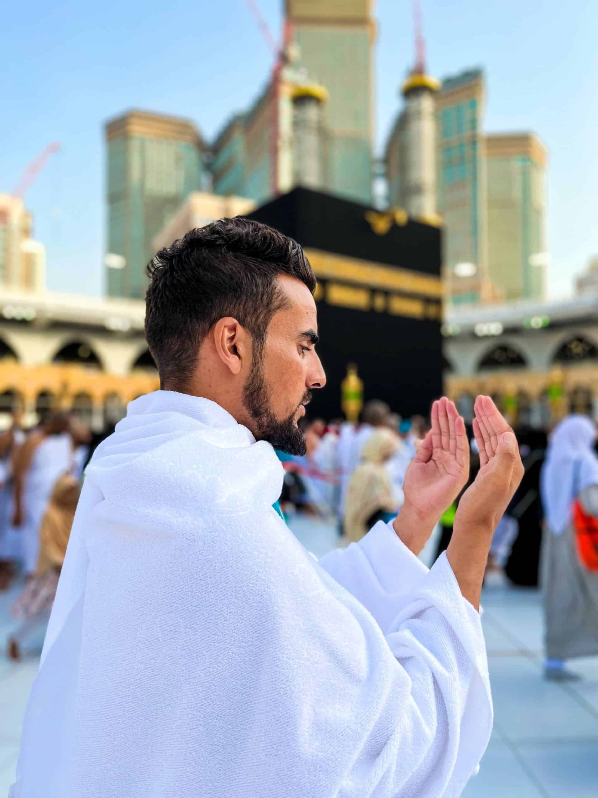 Umrah Badal – Proxy Umrah – Perform Minor Pilgrimage on Behalf of Someone
